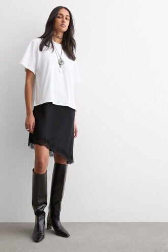 Asymetrické spodní prádlo z viskózového saténu s krajkou