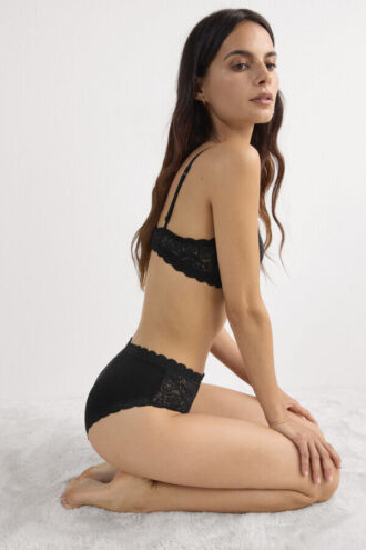 Bavlněné krajkové kalhotky