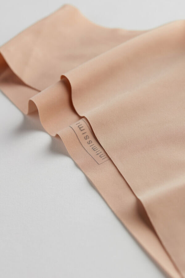 Brazilian kalhotky z bezešvého ultralehkého mikrovlákna Brazilian kalhotky z bezešvého ultralehkého mikrovlákna