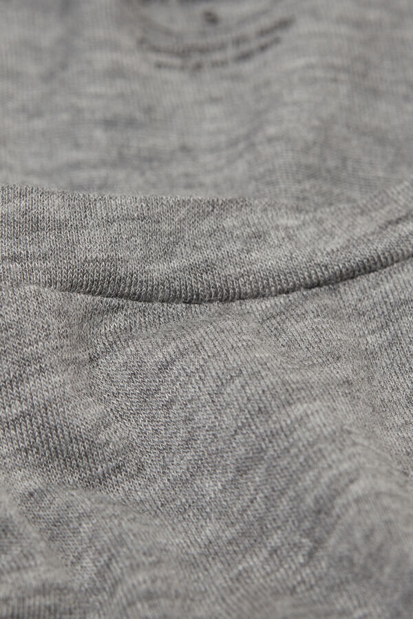 Dlouhý rukáv, výstřih do U, ultralehký modal s kašmírem Dlouhý rukáv, výstřih do U, ultralehký modal s kašmírem