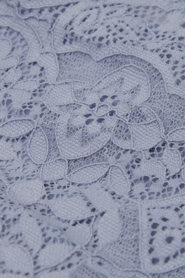 Hladké Brazilian kalhotky z mikrovlákna a krajky Hladké Brazilian kalhotky z mikrovlákna a krajky