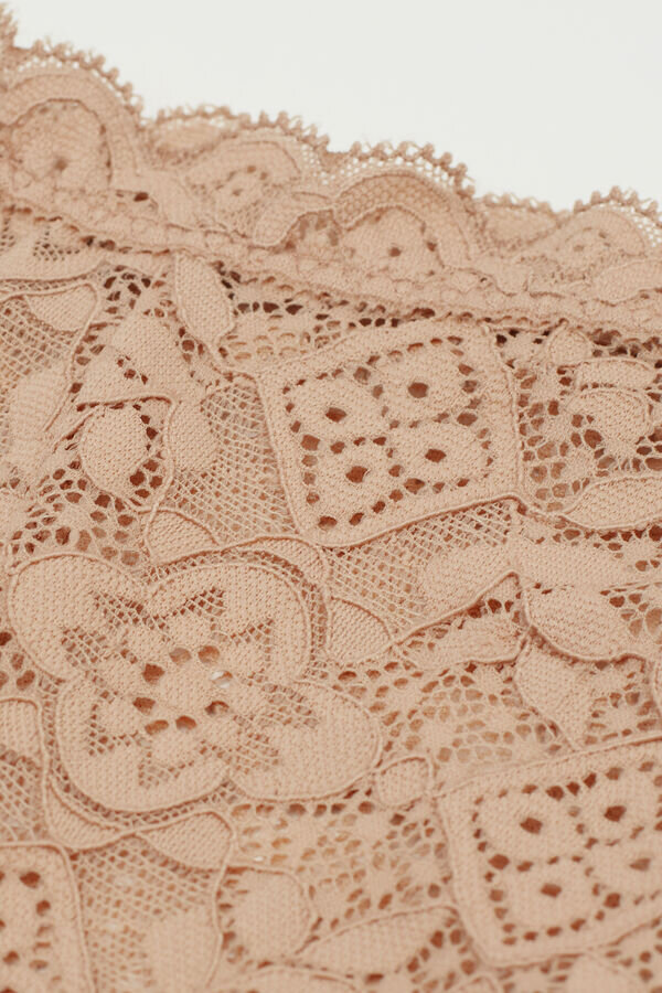 Krajkové kalhotky s vysokým pasem Krajkové kalhotky s vysokým pasem