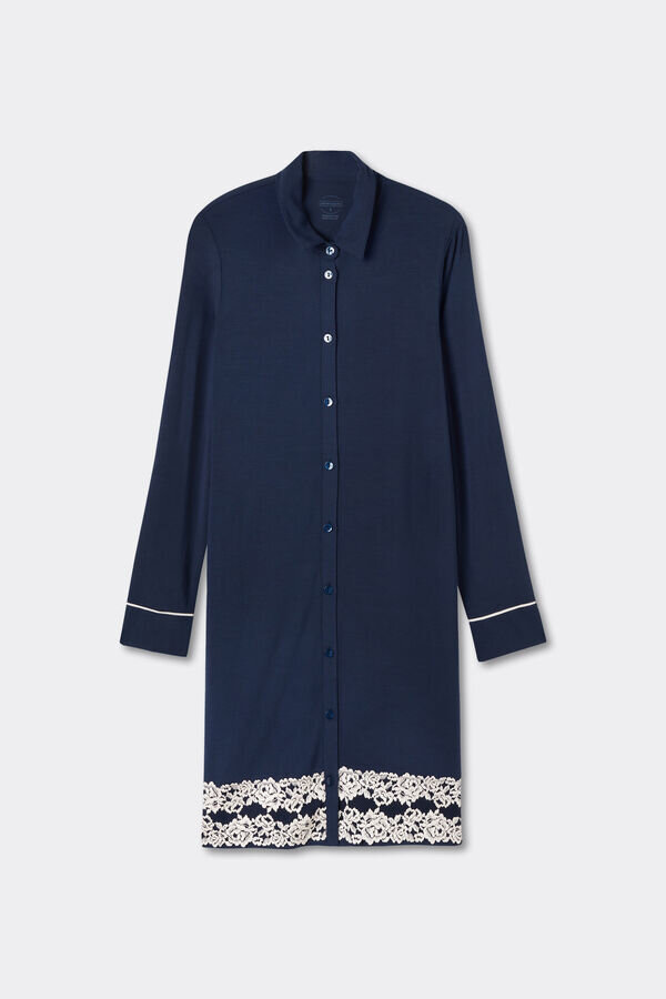 Krásná květinová noční košile s otevřeným předním dílem Krásná květinová noční košile s otevřeným předním dílem