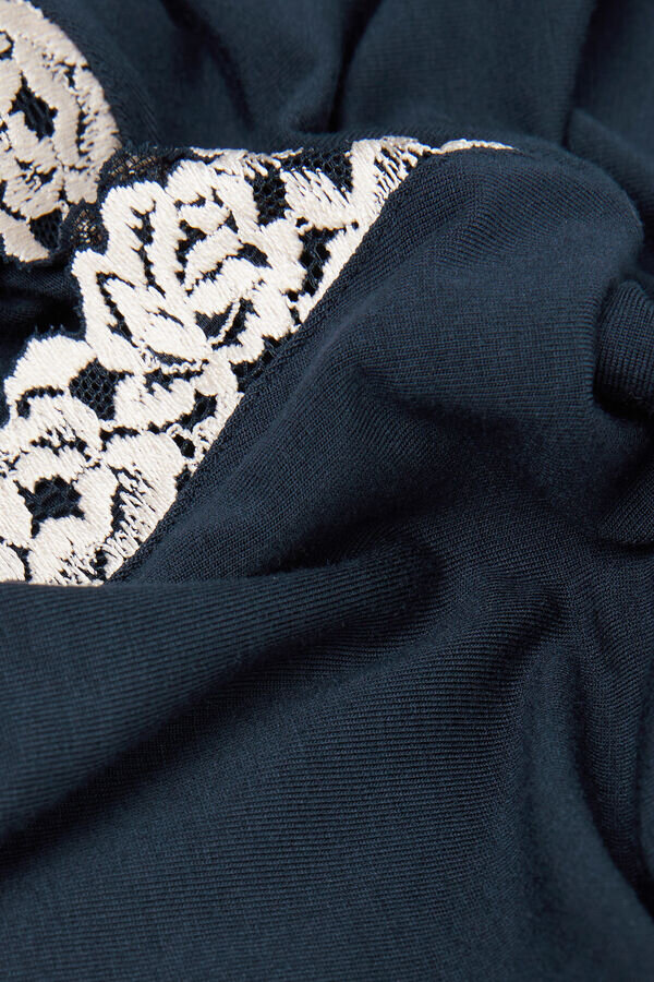 Modální a krajkové tílko Pretty Flowers Modální a krajkové tílko Pretty Flowers