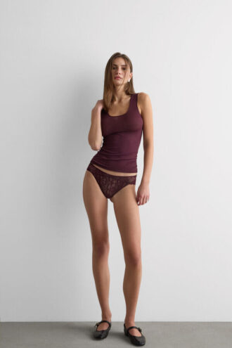 Modální kašmírový ultralehký top s širokými ramenními pásky