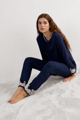 Modální top Pretty Flowers