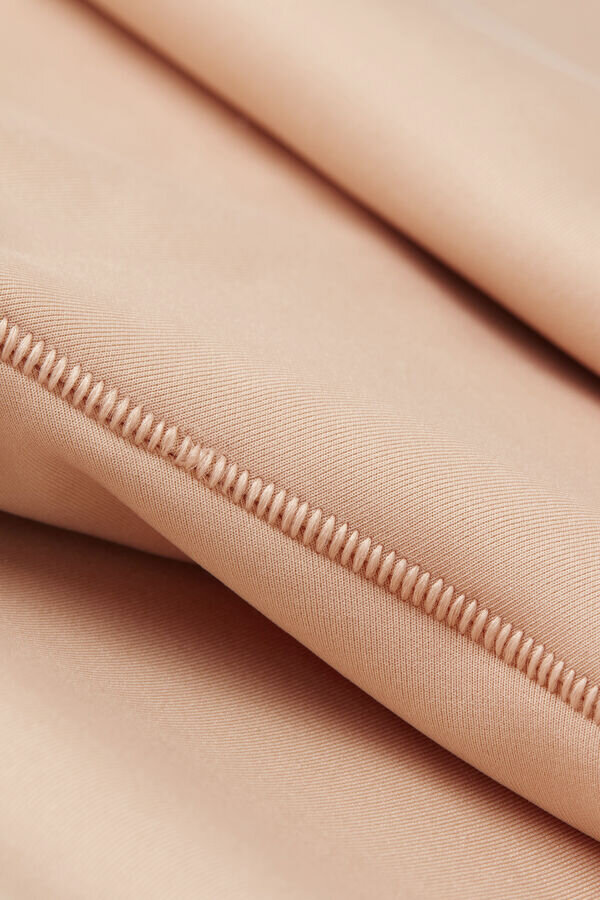 Šortky z mikrovlákna s nezačištěnými okraji Šortky z mikrovlákna s nezačištěnými okraji