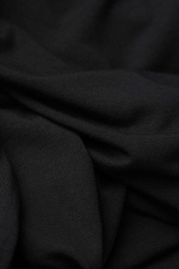 Top s dlouhým rukávem a lodním výstřihem z mikromodalu Top s dlouhým rukávem a lodním výstřihem z mikromodalu