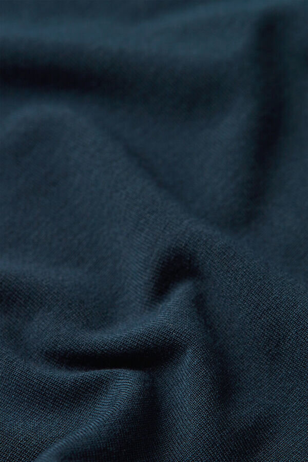 Top s dlouhým rukávem a lodním výstřihem z mikromodalu Top s dlouhým rukávem a lodním výstřihem z mikromodalu