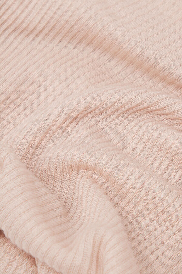 Top s krátkými rukávy z ultranaturální látky s kašmírem Top s krátkými rukávy z ultranaturální látky s kašmírem