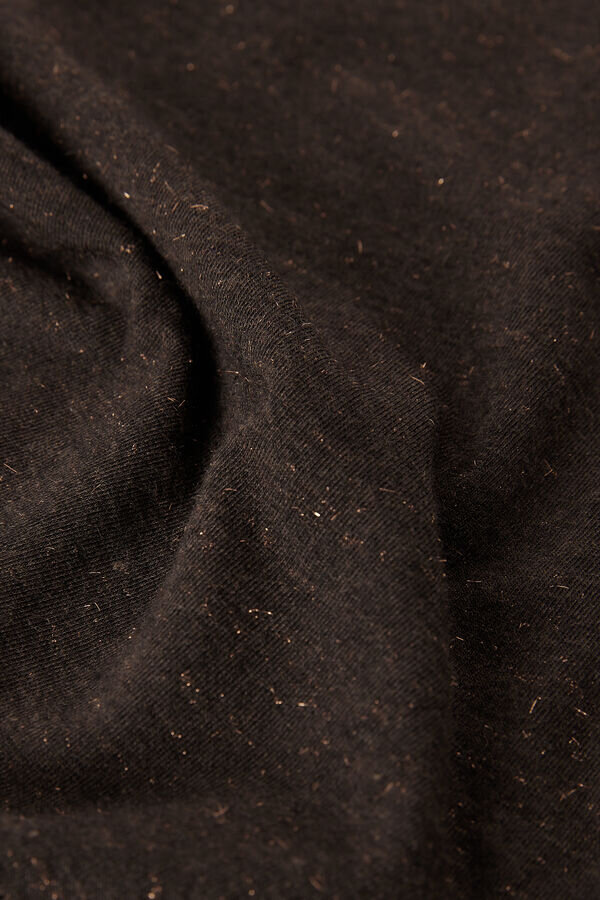 Tričko s kulatým výstřihem z lehkého modalu s kašmírovým lamé Tričko s kulatým výstřihem z lehkého modalu s kašmírovým lamé