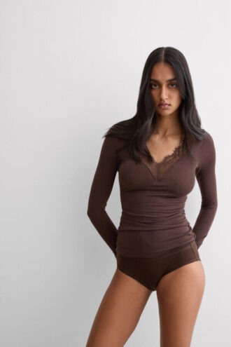 Ultralehká kašmírová halenka s dlouhým rukávem a krajkou