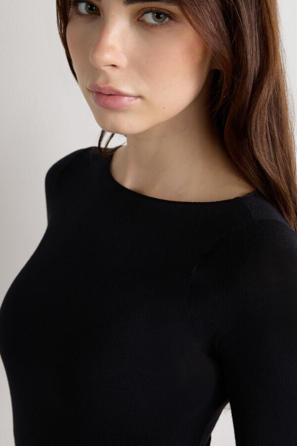 Ultralehký top s lodním výstřihem z modalu a kašmíru Ultralehký top s lodním výstřihem z modalu a kašmíru