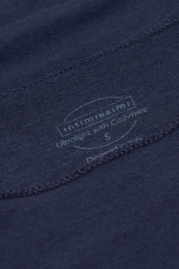 Ultralehký top s lodním výstřihem z modalu a kašmíru Ultralehký top s lodním výstřihem z modalu a kašmíru