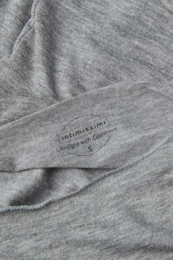 Ultralehký top s lodním výstřihem z modalu a kašmíru Ultralehký top s lodním výstřihem z modalu a kašmíru